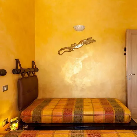 Apartment Locazione Turistica Saturnina *